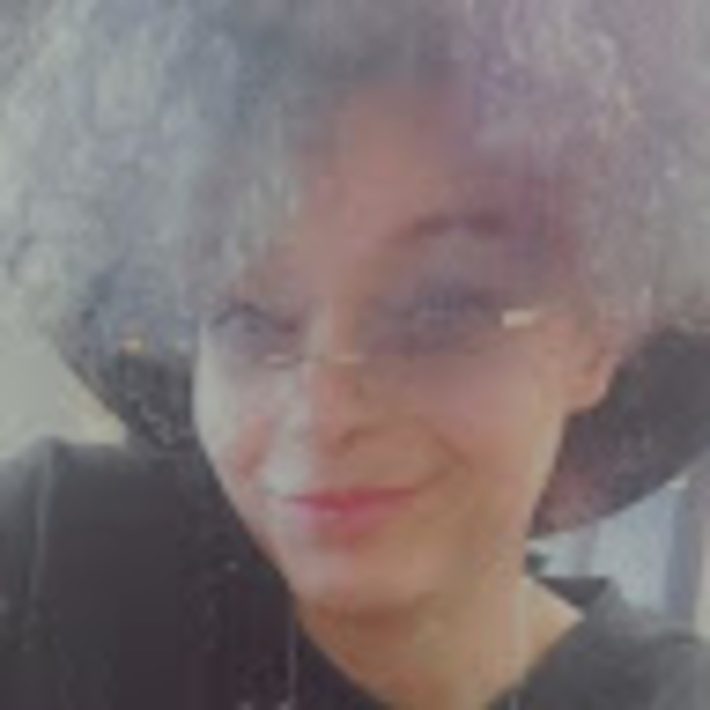 Meet your Posher, Najah